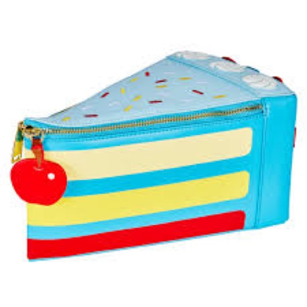 Loungefly Snow White Cake Slice Handbag
